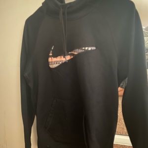 nike hoodie